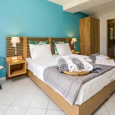Ai Giannis Sleeps 6 Pool Air Con Wifi ヴィラ